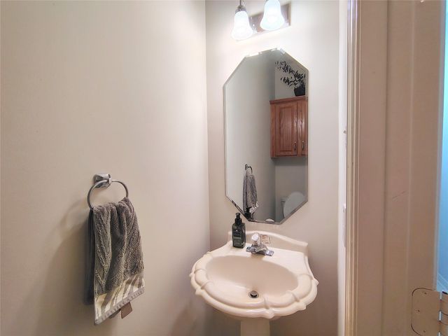 418 Fern Meadow Drive, Missouri City, TX 77459