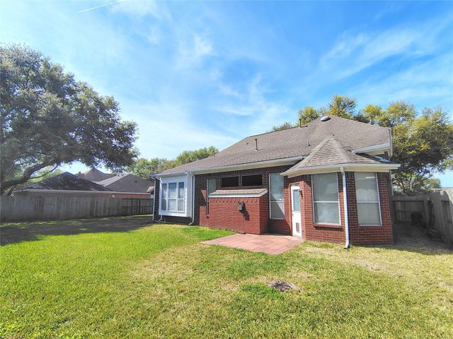 418 Fern Meadow Drive, Missouri City, TX 77459