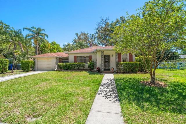 219 PARK CIRCLE S, Dunedin, FL 34698