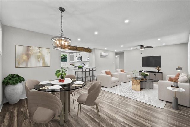 507 E Dumble Street, Alvin, TX 77511