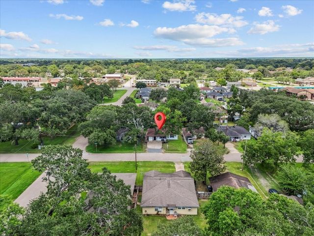 507 E Dumble Street, Alvin, TX 77511