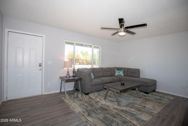 7414 E MORELAND Street, Scottsdale, AZ 85257