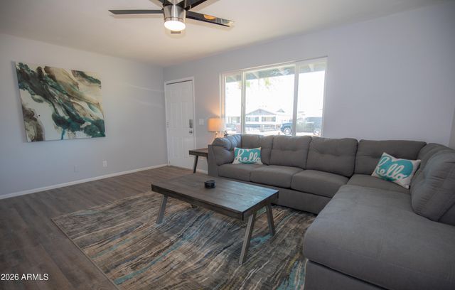 7414 E MORELAND Street, Scottsdale, AZ 85257