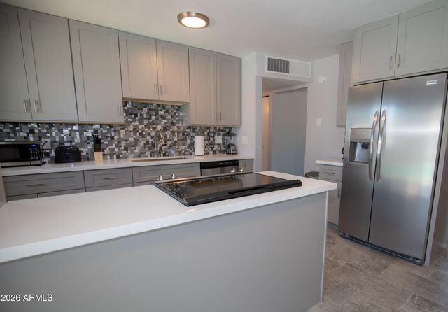 7414 E MORELAND Street, Scottsdale, AZ 85257