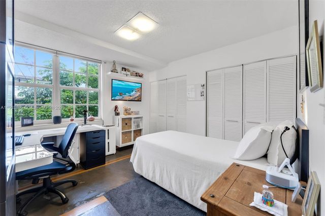 3661 SW 9th Ter 207, Miami, FL 33135