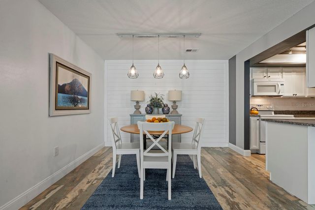 202 E ESPLANADE WAY E 104, Casselberry, FL 32707