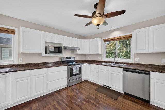 1757 Colony Circle, Sun Prairie, WI 53590