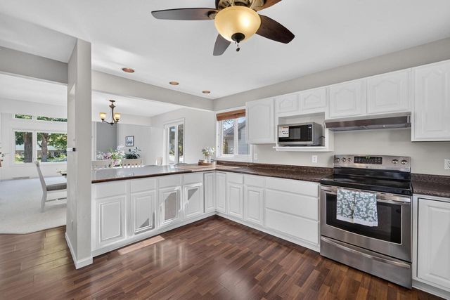 1757 Colony Circle, Sun Prairie, WI 53590