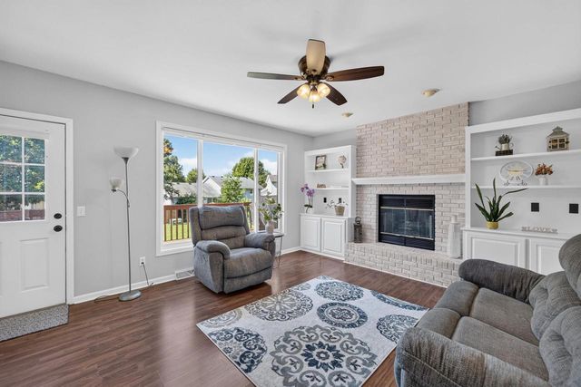 1757 Colony Circle, Sun Prairie, WI 53590