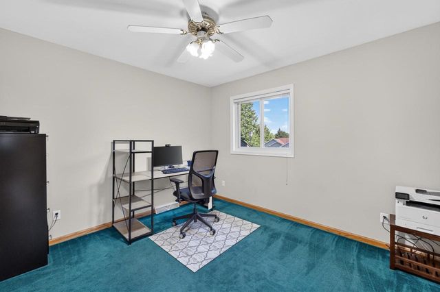 1757 Colony Circle, Sun Prairie, WI 53590