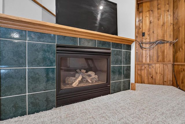 1757 Colony Circle, Sun Prairie, WI 53590