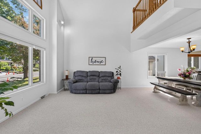 1757 Colony Circle, Sun Prairie, WI 53590
