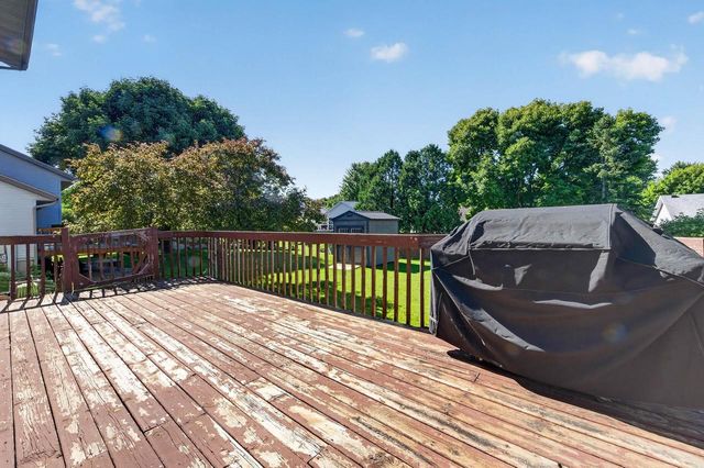 1757 Colony Circle, Sun Prairie, WI 53590