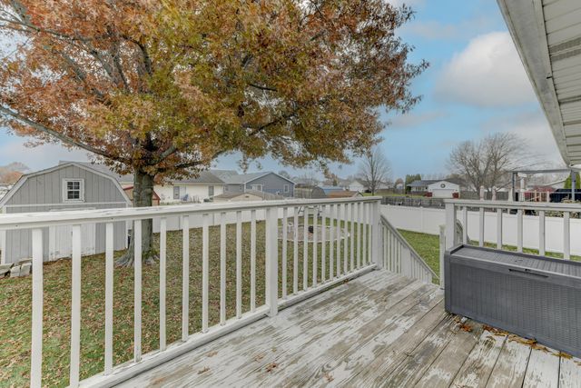 15826 Stevenson Place, Lowell, IN 46356