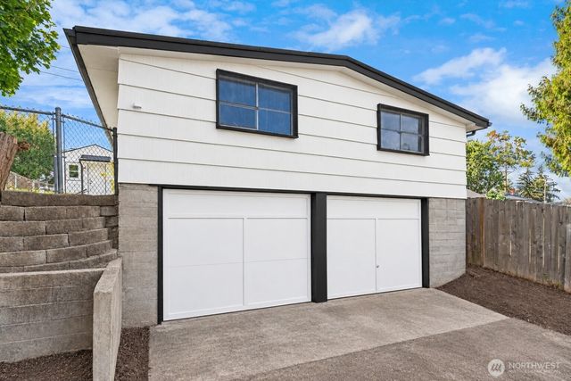 3617 S Wilkeson Street, Tacoma, WA 98418
