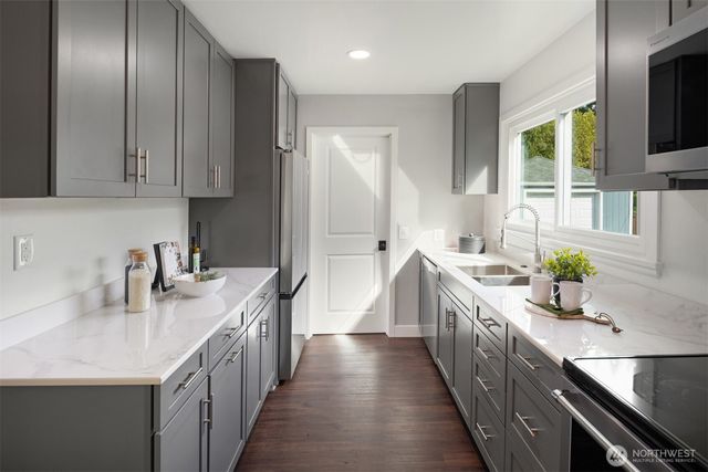 3617 S Wilkeson Street, Tacoma, WA 98418