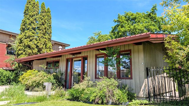 327 Spokane Avenue, Whitefish, MT 59937