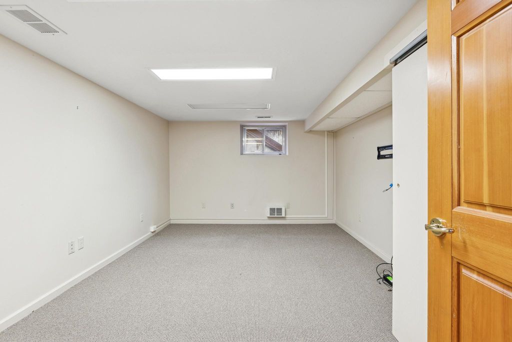 327 Spokane Avenue, Whitefish, MT 59937 photo 29