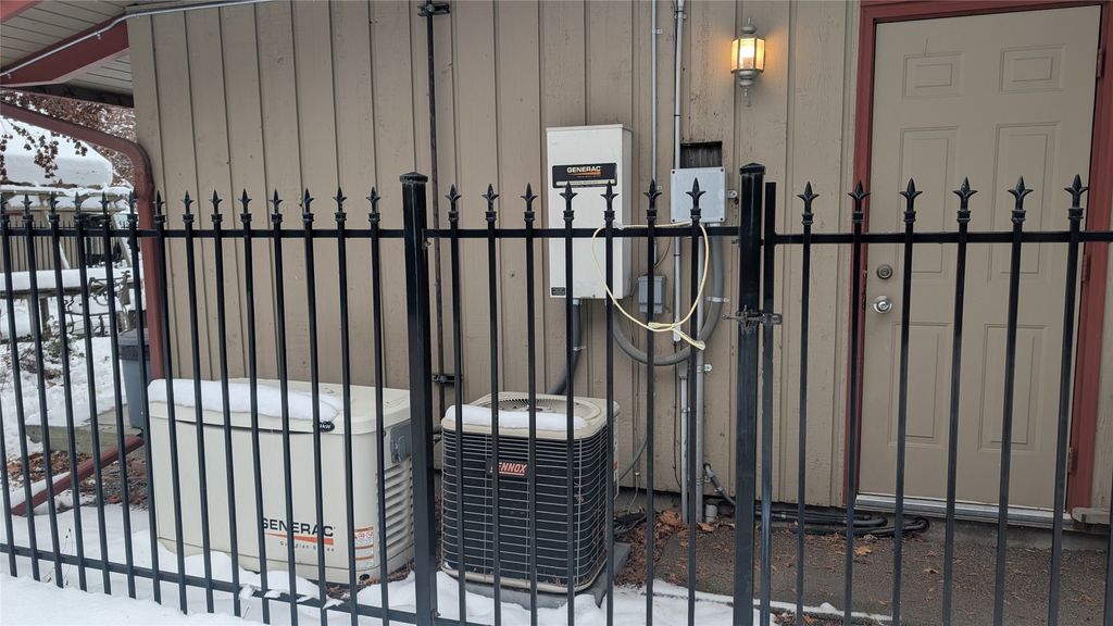 327 Spokane Avenue, Whitefish, MT 59937 photo 34