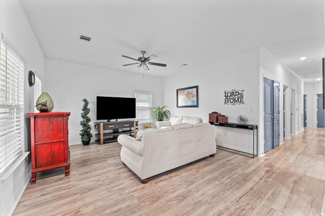 27665 Peach Creek Drive, New Caney, TX 77357