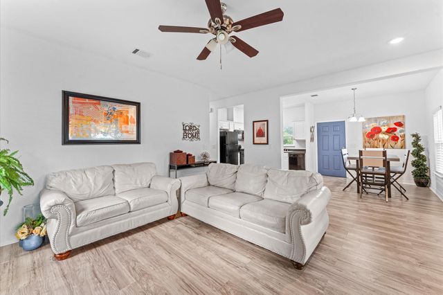 27665 Peach Creek Drive, New Caney, TX 77357