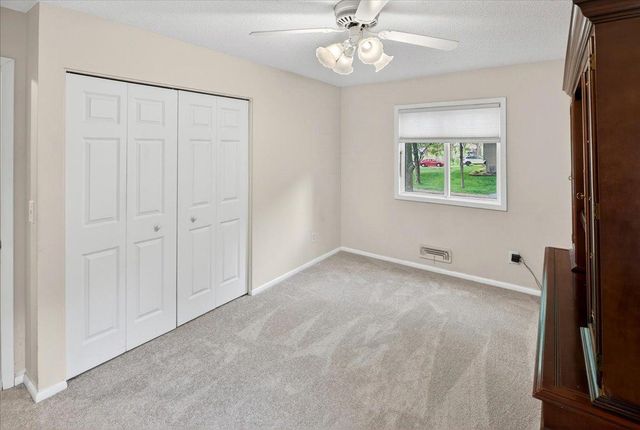 10204 Valley Forge Lane N, Maple Grove, MN 55369