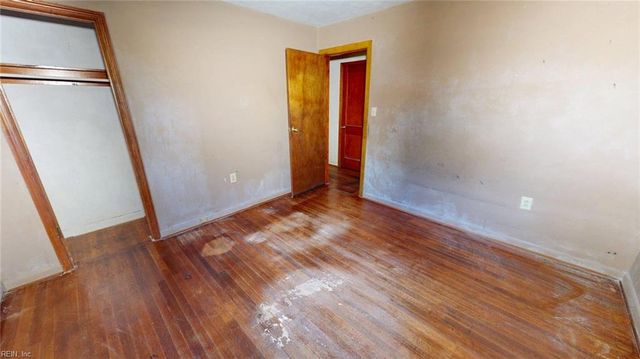 704 Lord Nelson DR, Virginia Beach, VA 23464