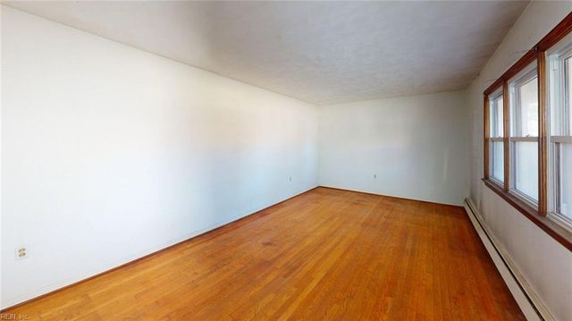 704 Lord Nelson DR, Virginia Beach, VA 23464