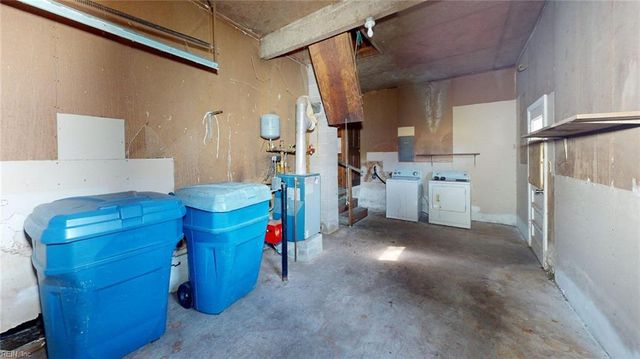 704 Lord Nelson DR, Virginia Beach, VA 23464