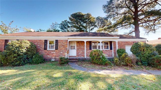 704 Lord Nelson DR, Virginia Beach, VA 23464