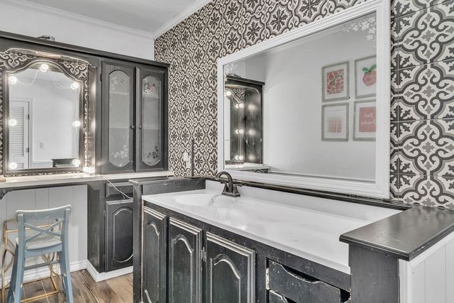 11800 E County Rd 24, Coahoma, TX 79511