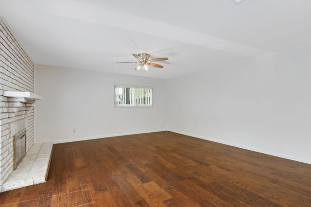 511 Woodhurst Drive, Coppell, TX 75019