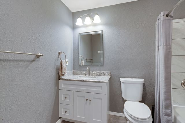 511 Woodhurst Drive, Coppell, TX 75019