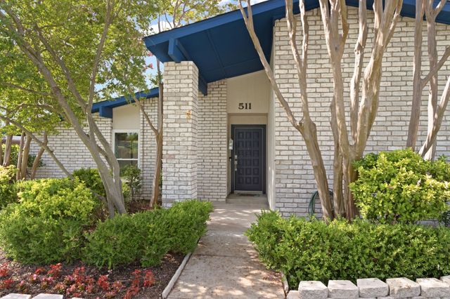 511 Woodhurst Drive, Coppell, TX 75019