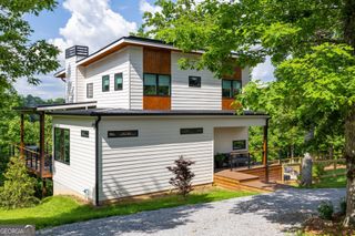 210 Brannon Ridge, Young Harris, GA 30582