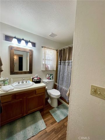40596 Road 222, Bass Lake, CA 93604