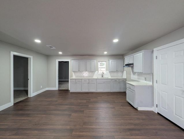 1207 Wayne Street, Fort Worth, TX 76117