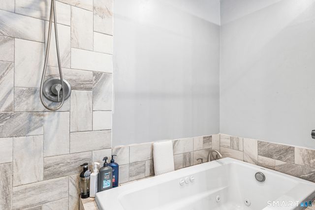 160 Antrim Road, Coventry, CT 06238