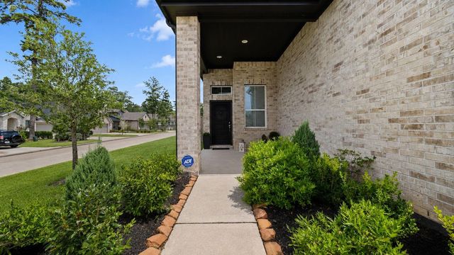 505 Burnaby Court, Montgomery, TX 77316