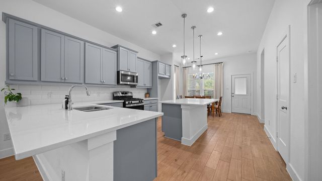 505 Burnaby Court, Montgomery, TX 77316