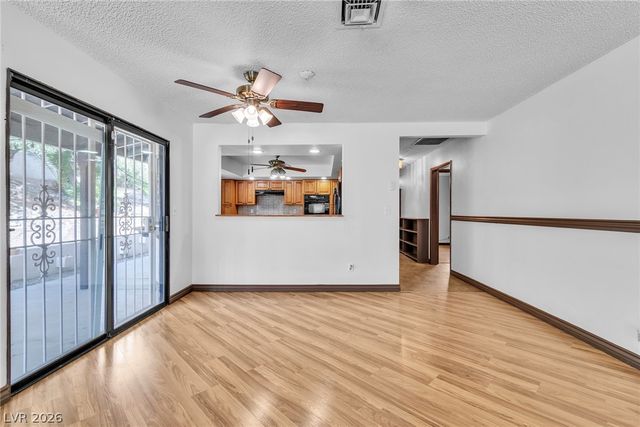 2457 Swan Lane, Las Vegas, NV 89121