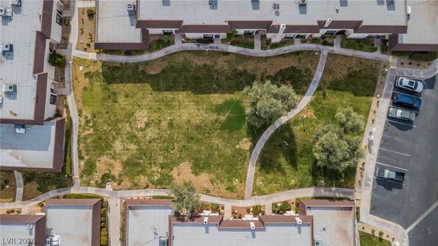 2457 Swan Lane, Las Vegas, NV 89121