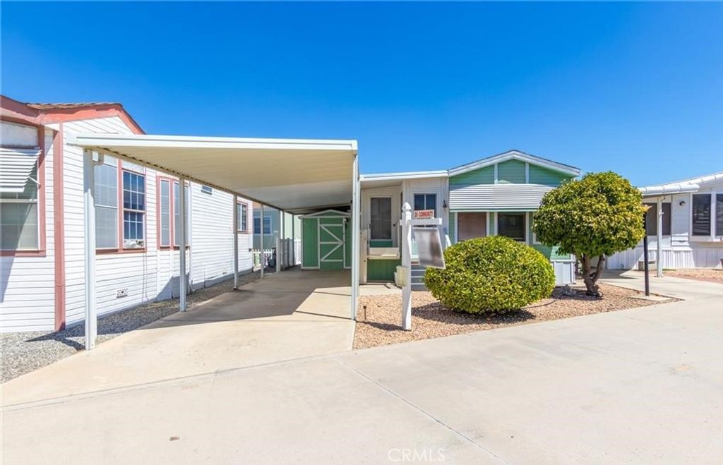 Image 19 of property listing at 1295 S Cawston Avenue 87, Hemet, CA 92545