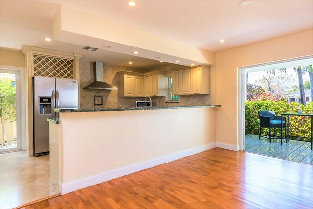 2213 NE 16th Street, Fort Lauderdale, FL 33304