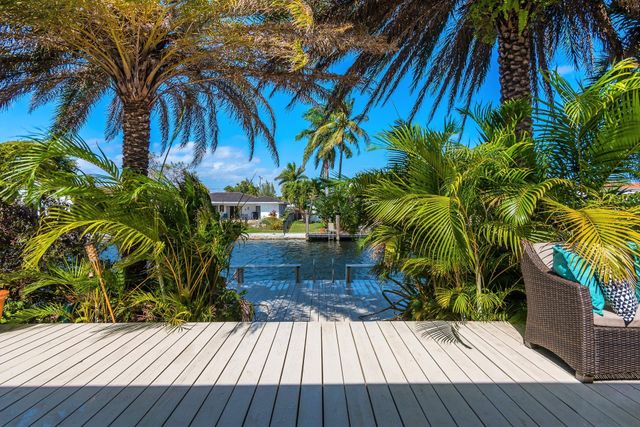 2213 NE 16th Street, Fort Lauderdale, FL 33304