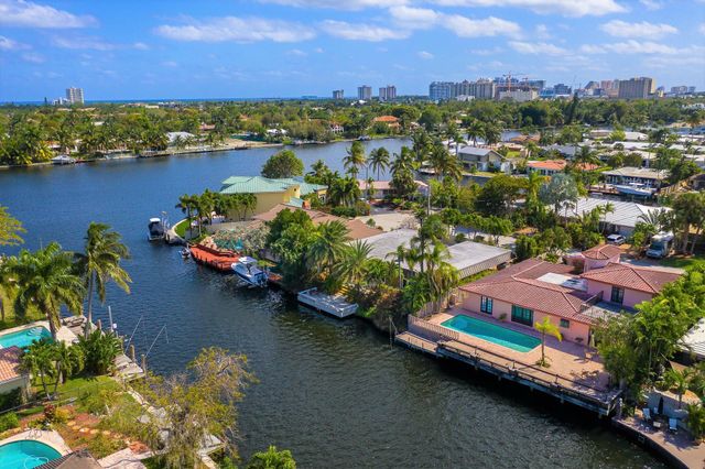 2213 NE 16th Street, Fort Lauderdale, FL 33304