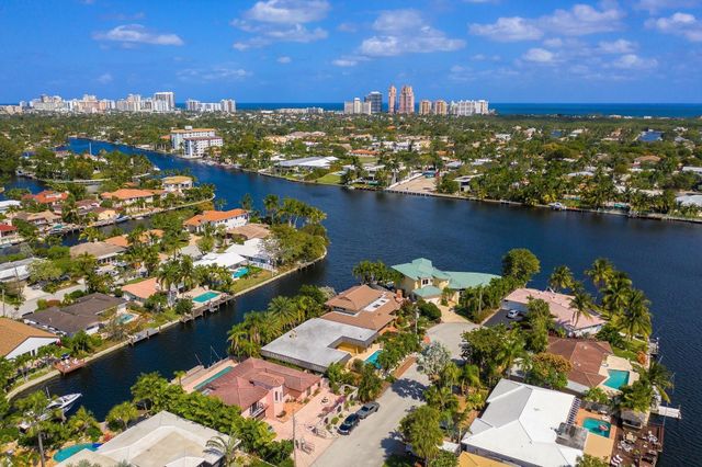 2213 NE 16th Street, Fort Lauderdale, FL 33304