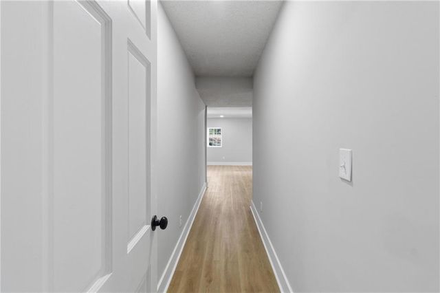 492 S Susan Creek Drive, Stone Mountain, GA 30083