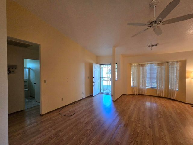 3671 Santa Rosa Way, Redding, CA 96003