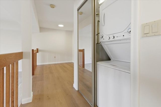 206 Tall Oaks Dr G, Weymouth, MA 02190